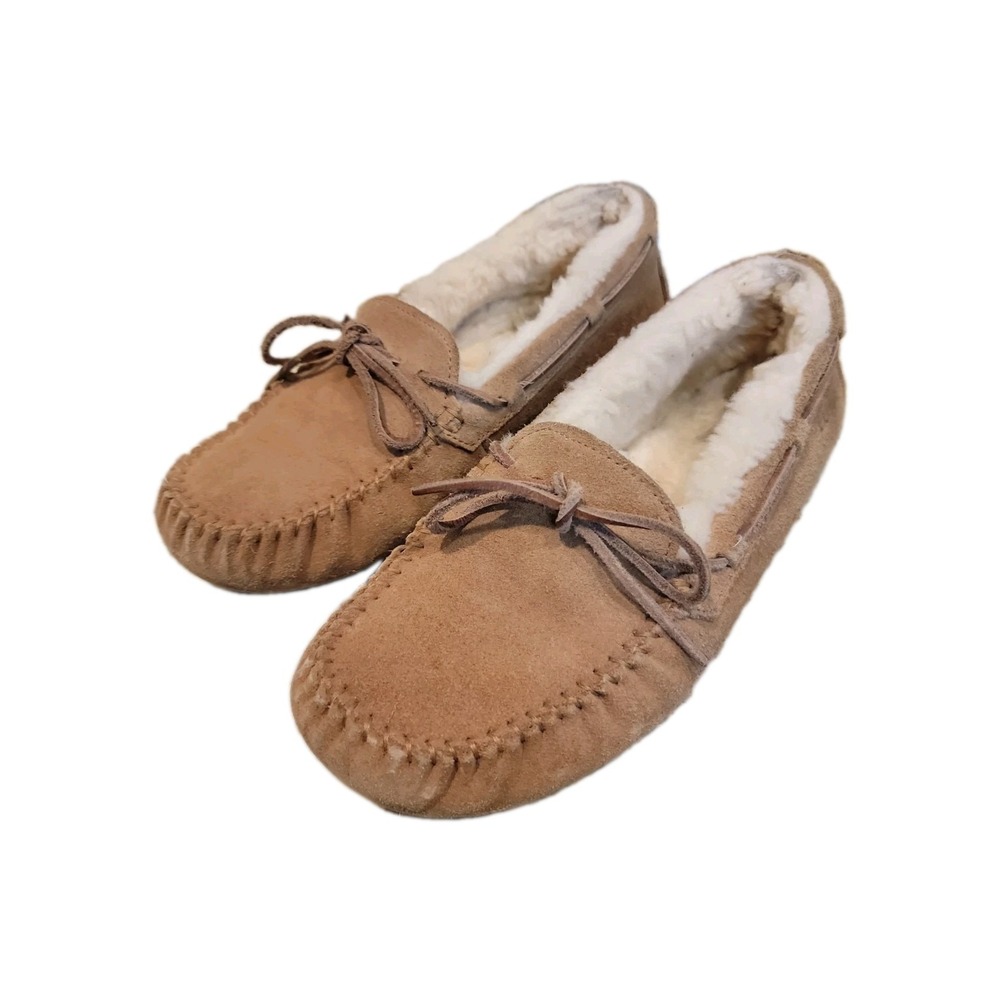 UGG Dakota Tan Suede Cushioned Shearling Lined Moccasins Slippers Women's Size 8